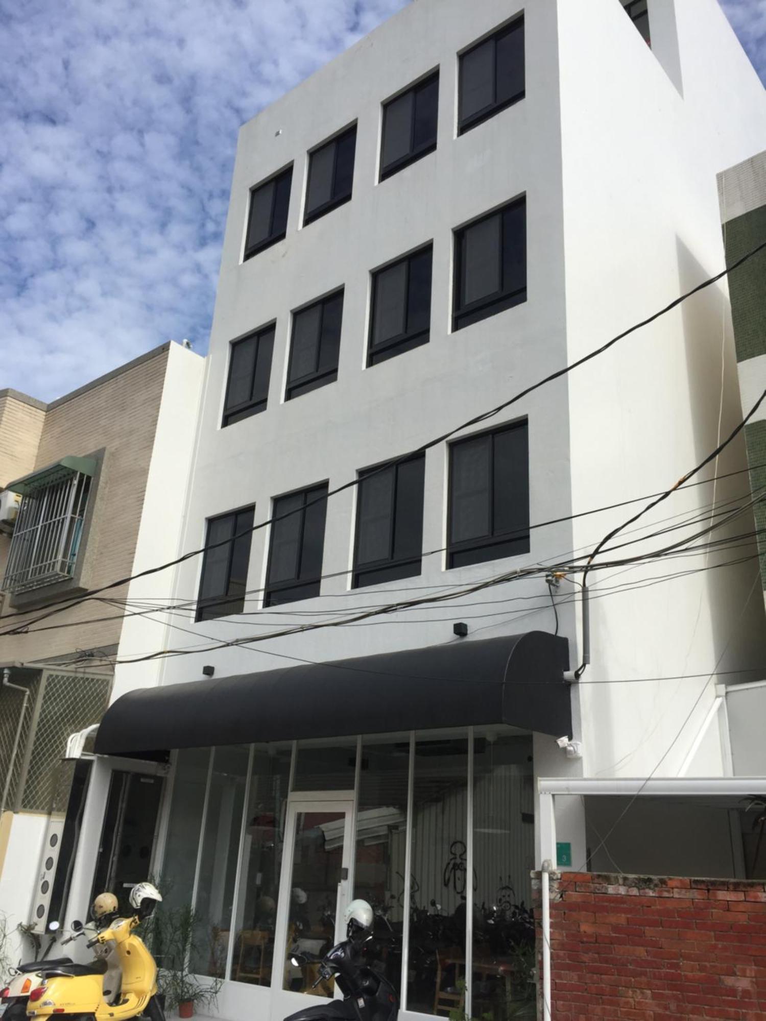 良文旅 Ryou Hotel Tainan Exteriör bild