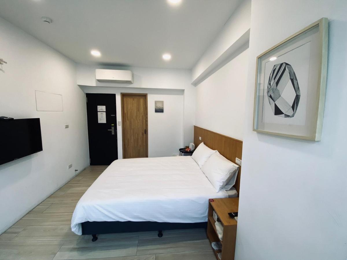 良文旅 Ryou Hotel Tainan Exteriör bild