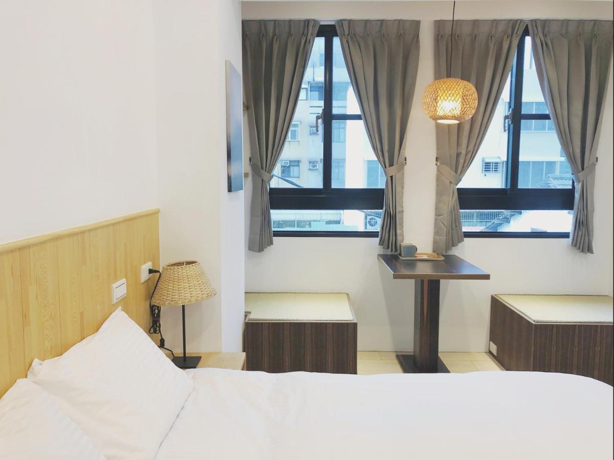 良文旅 Ryou Hotel Tainan Exteriör bild
