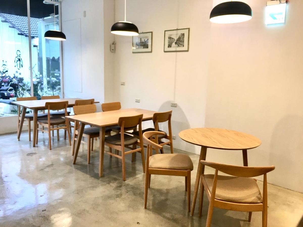良文旅 Ryou Hotel Tainan Exteriör bild
